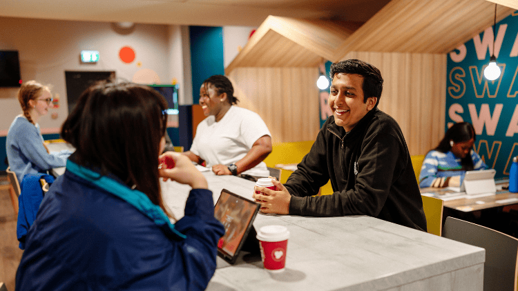 Cuddfan Gymdeithasol Abertawe