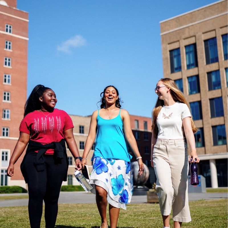 Students walking on bay campus
