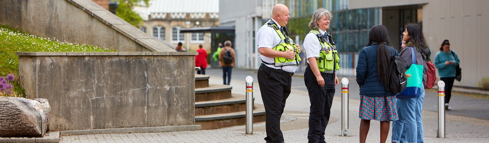 Security helping students on Singleton Campus 